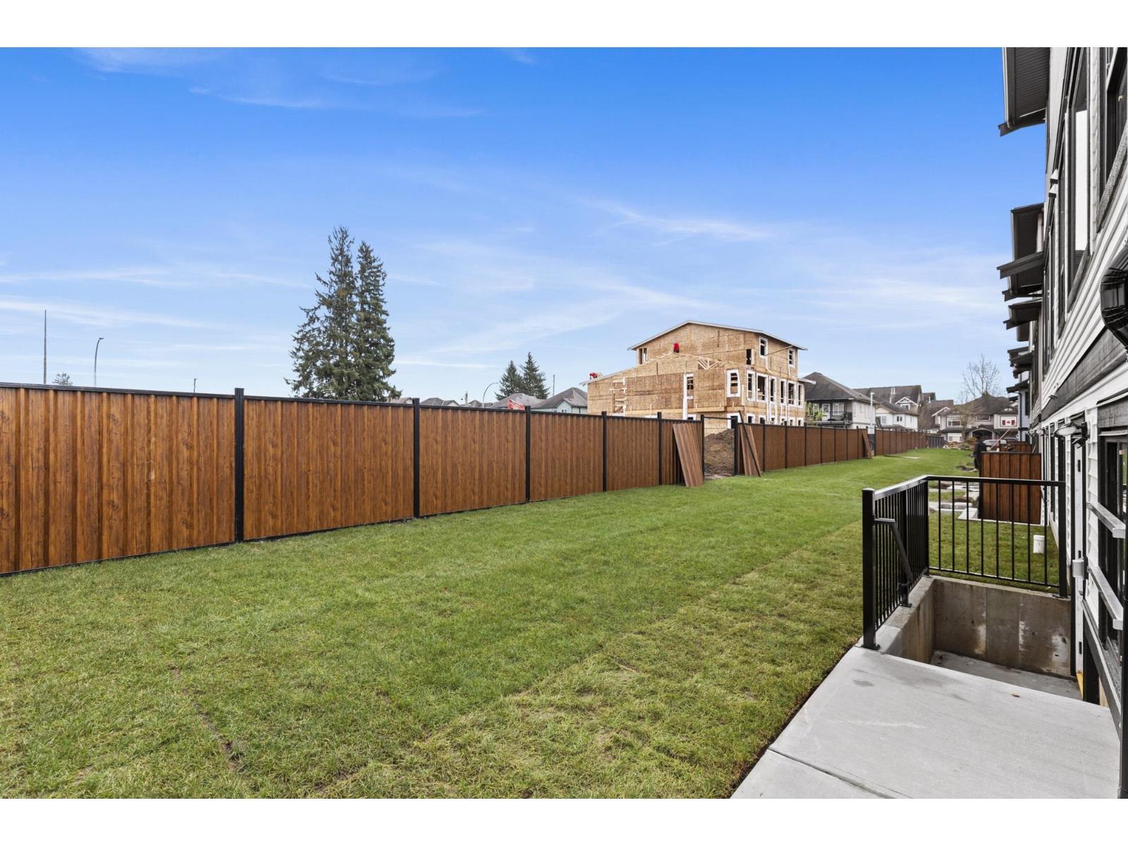 8590 Dunbar Way, Mission, BC - Outdoor With Backyard