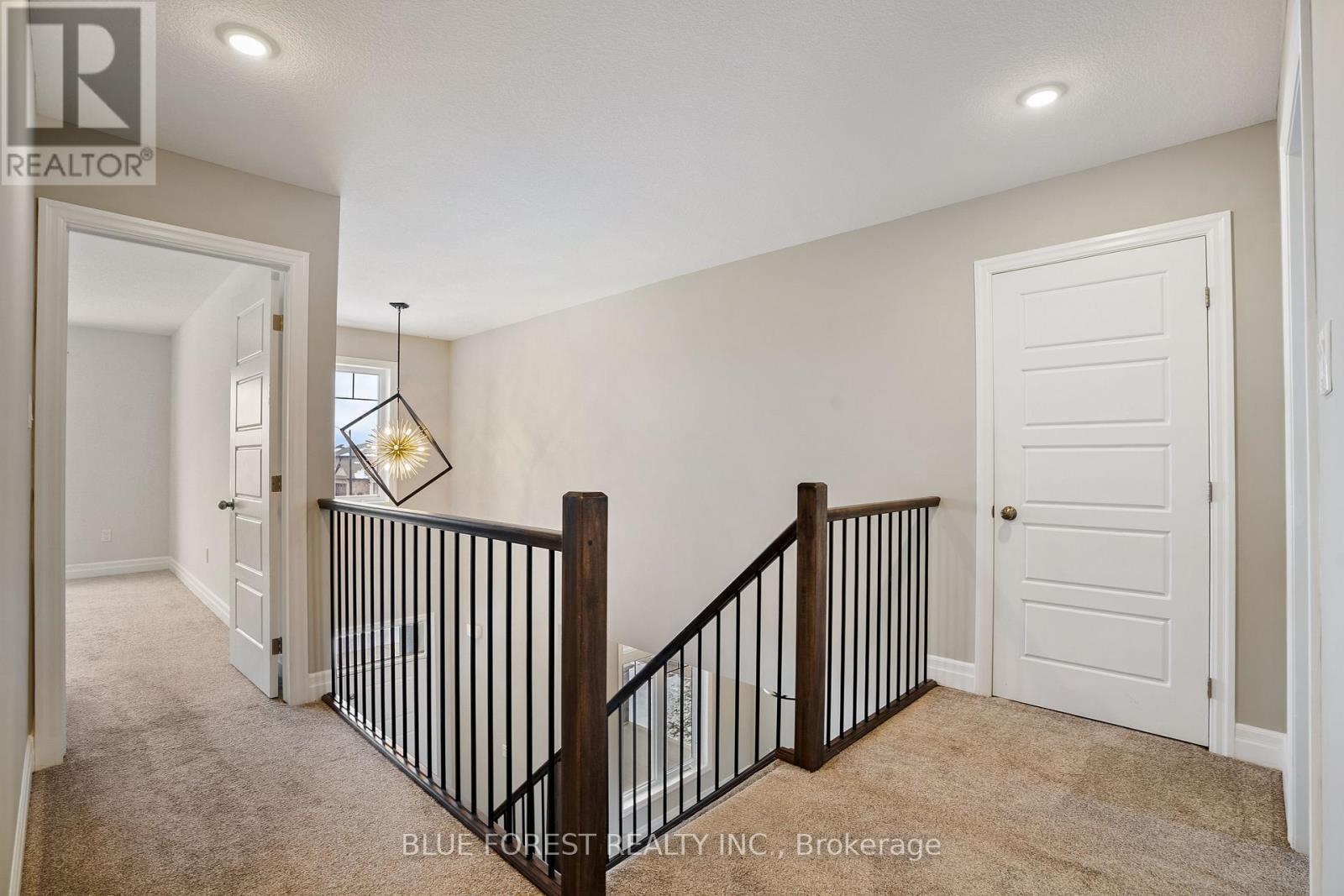 39 Muirfield Drive, St. Thomas, ON - Indoor Photo Showing Other Room