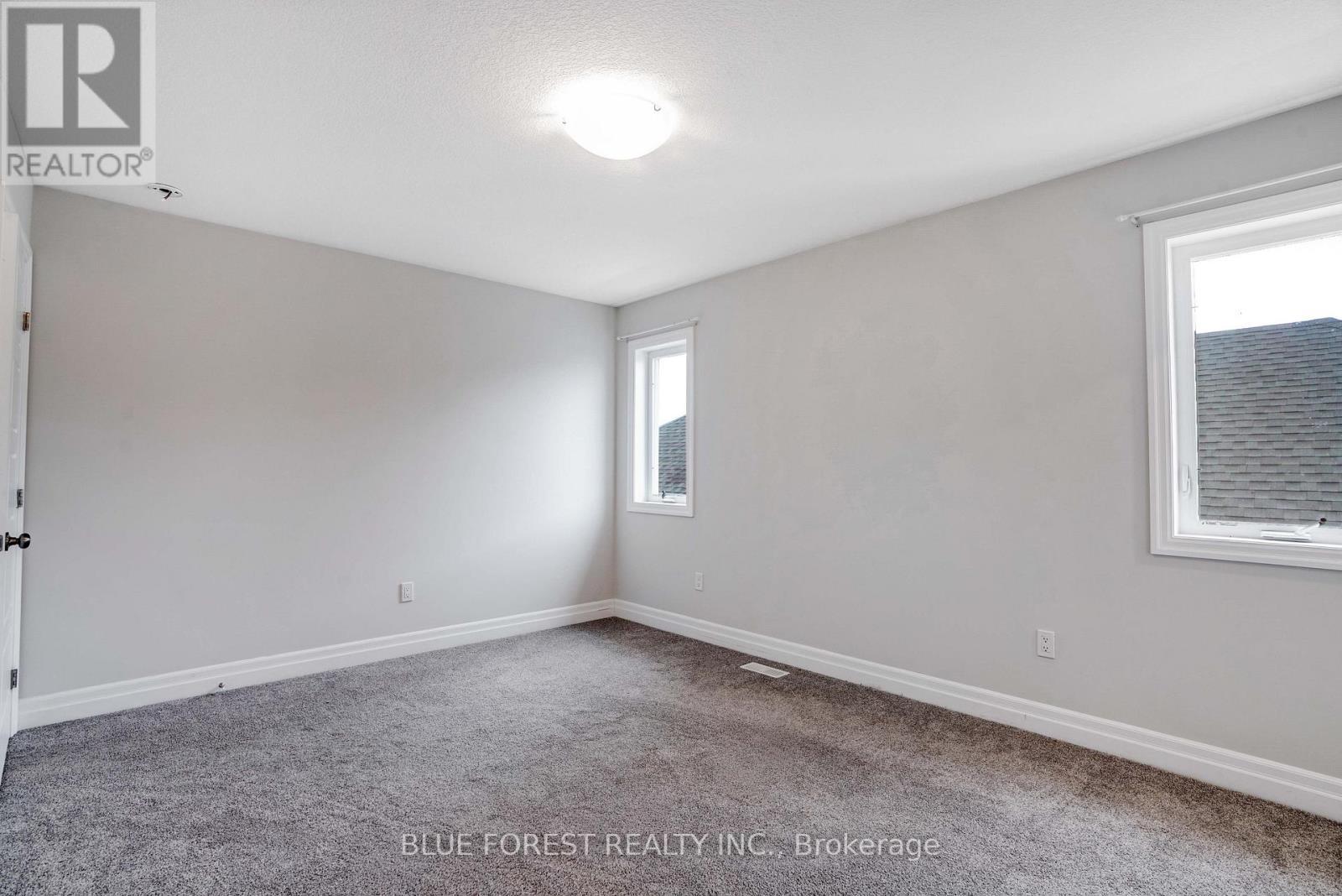 39 Muirfield Drive, St. Thomas, ON - Indoor Photo Showing Other Room