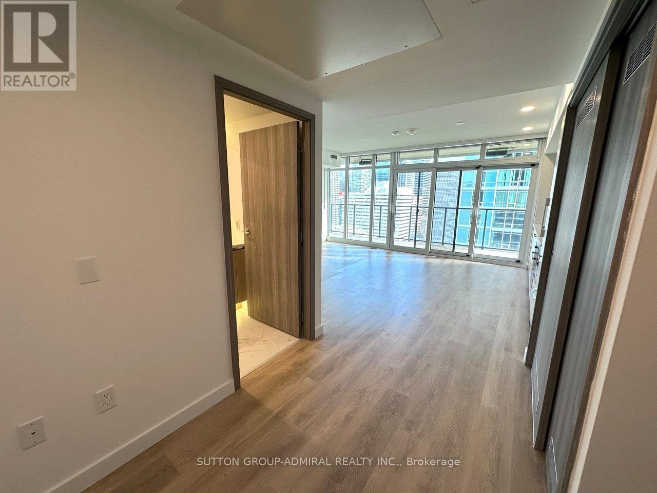 2203 - 1 Concord Cityplace Way, Toronto, ON - Indoor Photo Showing Other Room