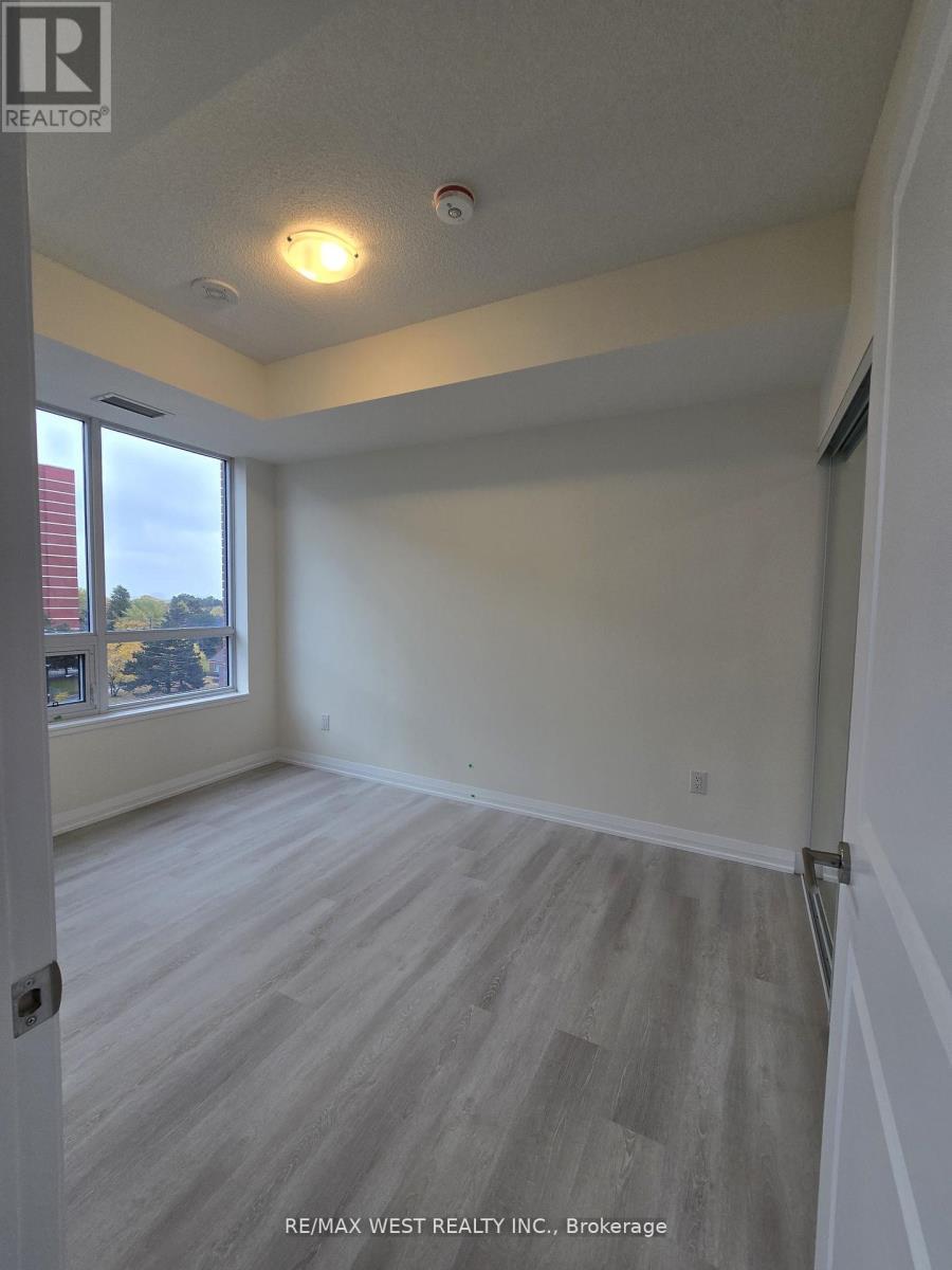 708 - 3260 Sheppard Avenue, Toronto, ON - Indoor Photo Showing Other Room