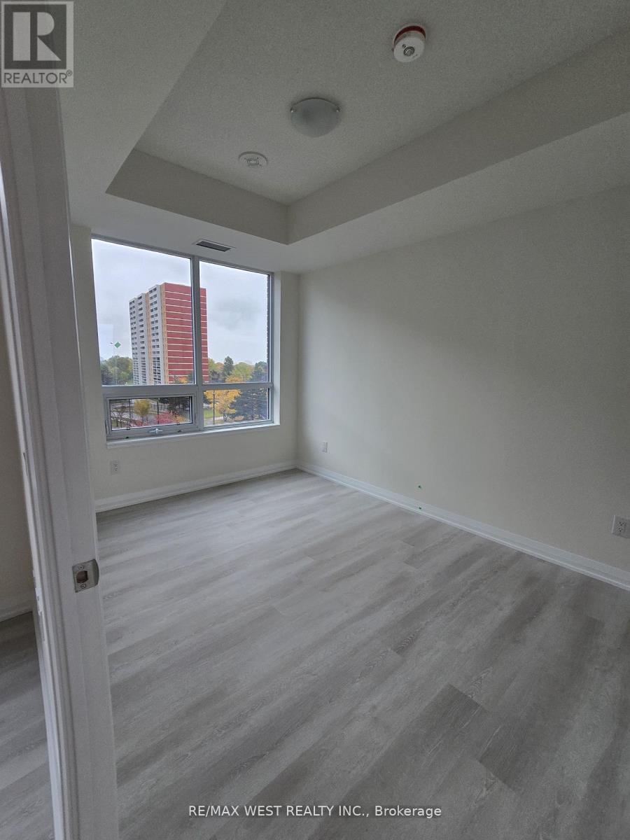 708 - 3260 Sheppard Avenue, Toronto, ON - Indoor Photo Showing Other Room