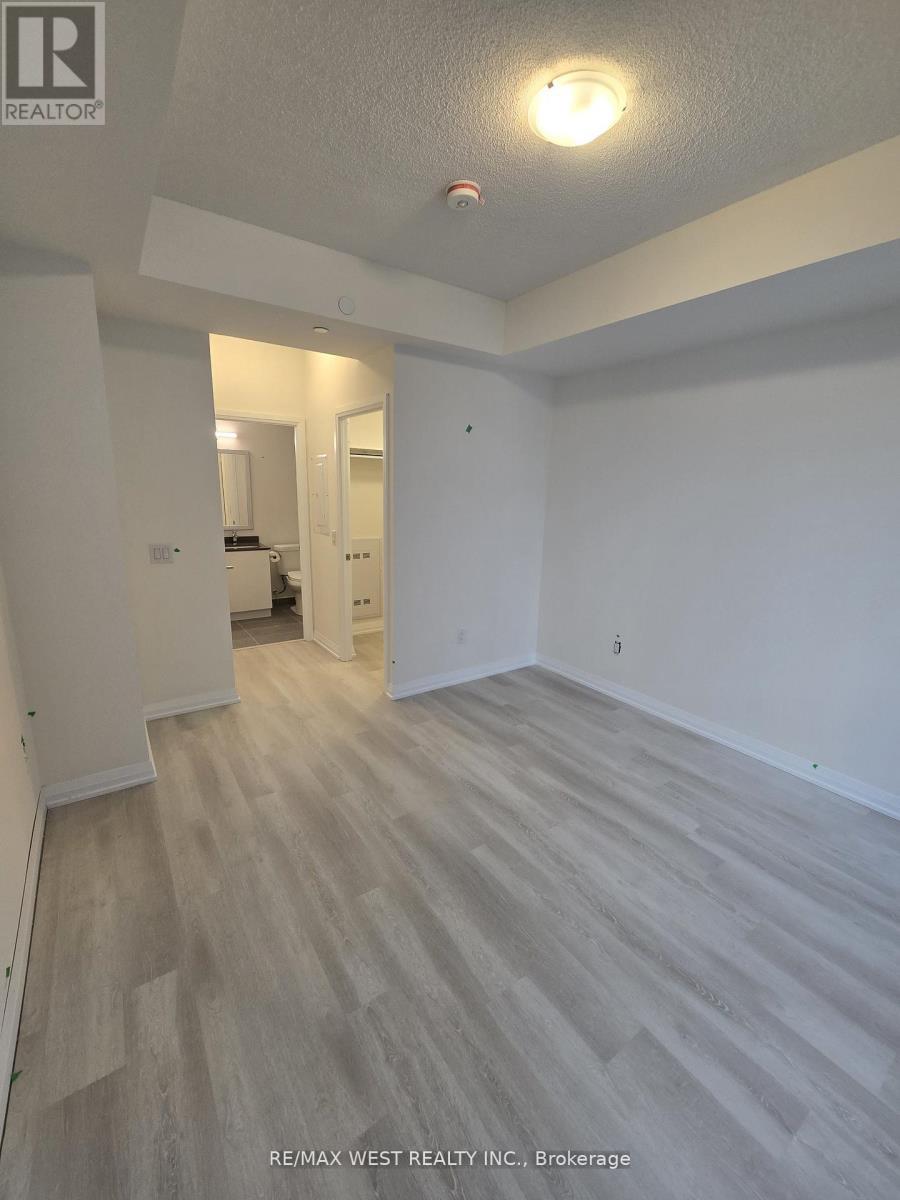 708 - 3260 Sheppard Avenue, Toronto, ON - Indoor Photo Showing Other Room