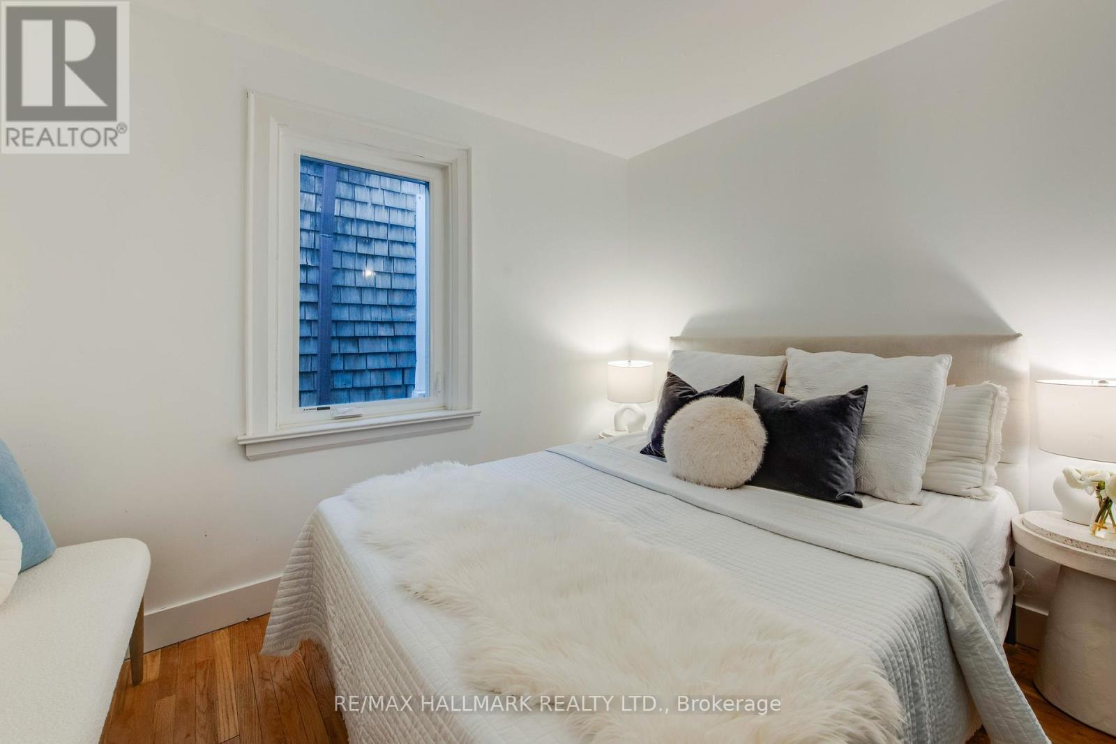 20 Marigold Avenue, Toronto, ON - Indoor Photo Showing Bedroom