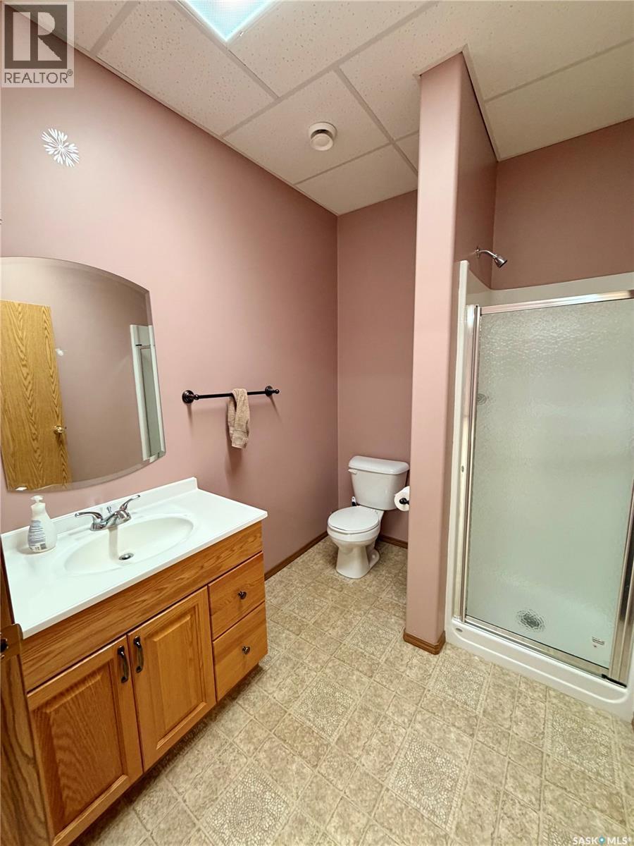 110 Broadway Street, Carnduff, SK