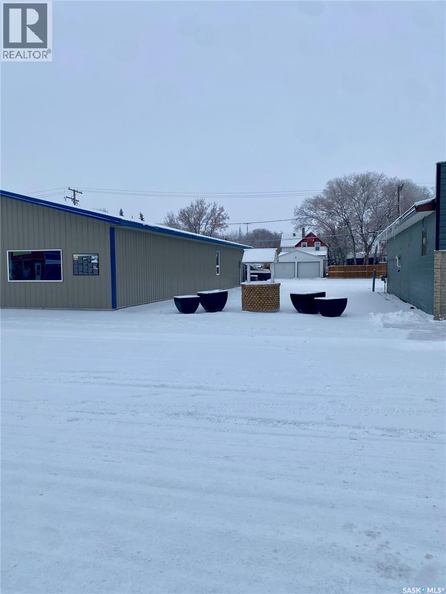 110 Broadway Street, Carnduff, SK