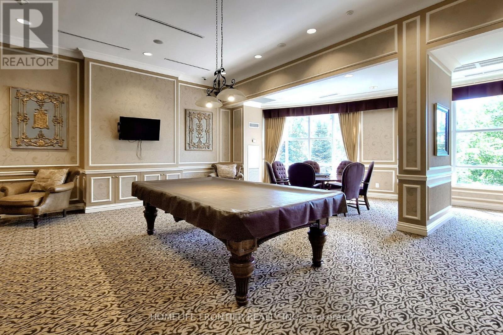 511 - 9235 Jane Street, Vaughan, ON - Indoor Photo Showing Other Room