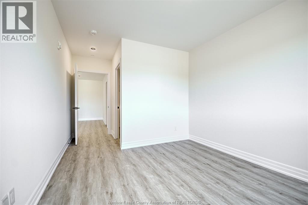 7333 Meo Boulevard Unit# 110, Lasalle, ON - Indoor Photo Showing Other Room