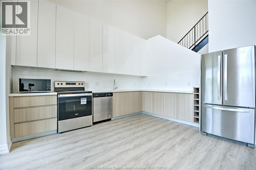 7333 Meo Boulevard Unit# 110, Lasalle, ON - Indoor Photo Showing Kitchen