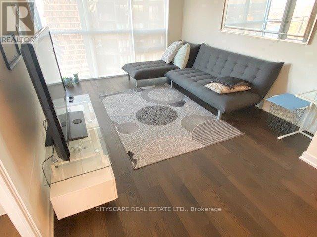 3501 - 510 Curran Place, Mississauga, ON - Indoor Photo Showing Living Room