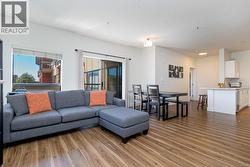 408 870 Short St Saanich, BC V8X 2V5