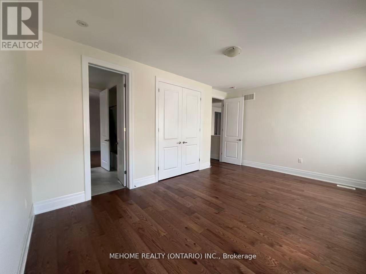 51 Bridgepointe Court, Aurora, ON - Indoor Photo Showing Other Room