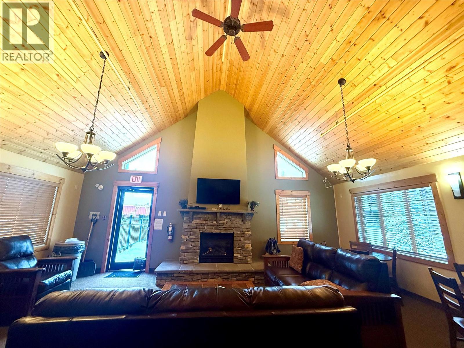 100 Kodiak Crescent, Kimberley, BC