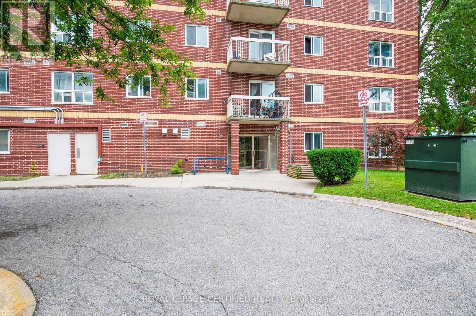 301 - 626 First Street, London East, ON - Outdoor
