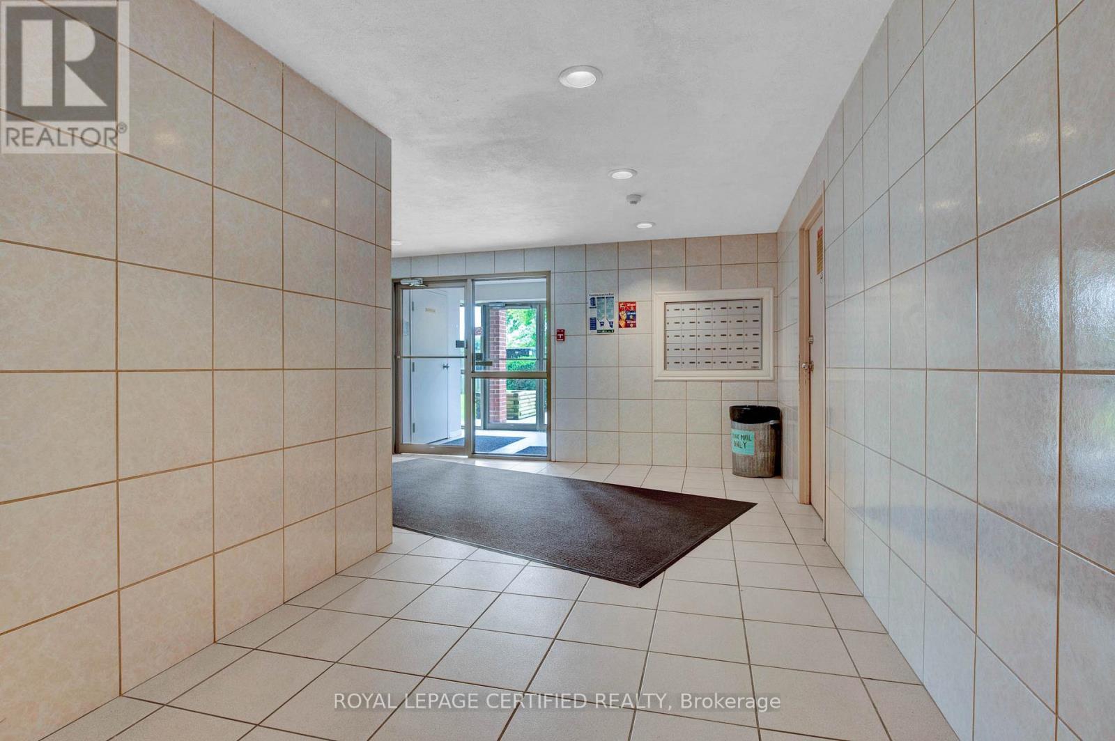 301 - 626 First Street, London East, ON - Indoor