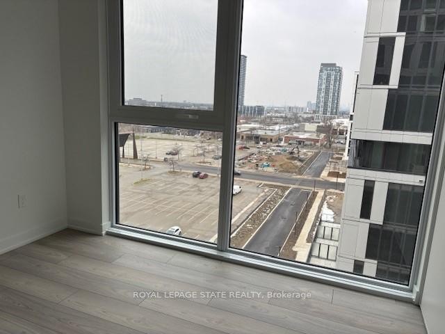 717-1007 The Queensway N/A, Toronto, ON - Photo Showing Other Room