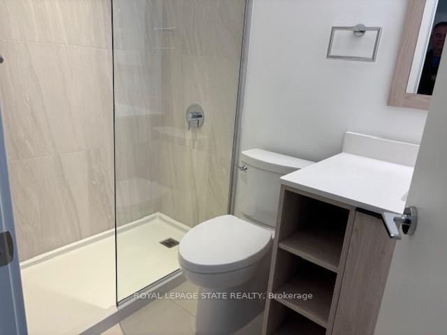 717-1007 The Queensway N/A, Toronto, ON - Indoor Photo Showing Bathroom