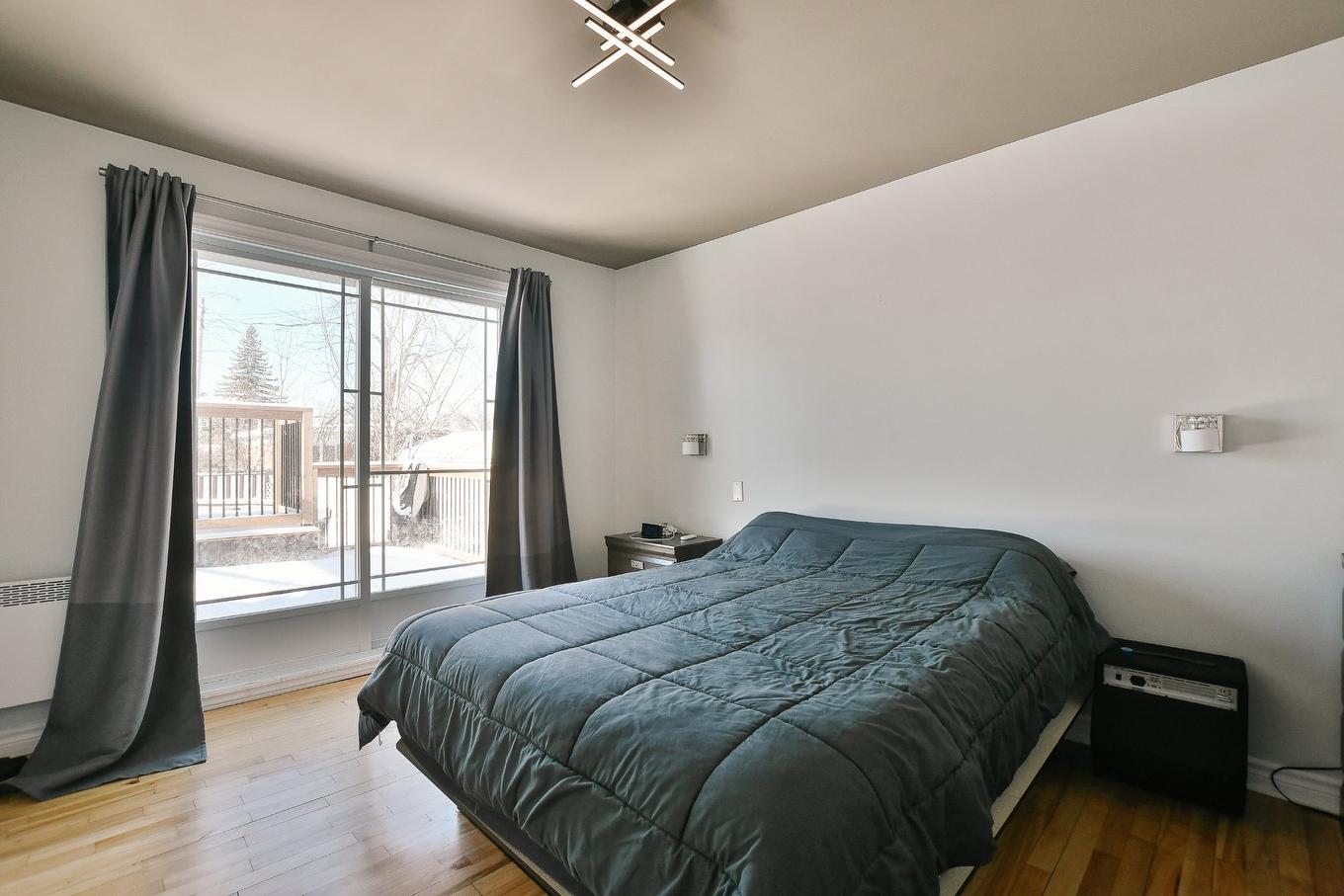Chambre à coucher principale - 1208 Rue St-Sacrement, Terrebonne (Terrebonne), QC - Indoor Photo Showing Bedroom
