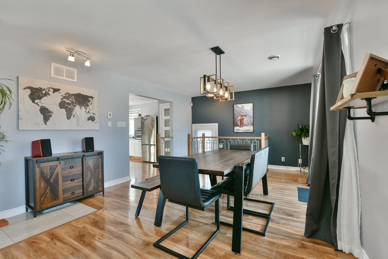 Salle à manger - 1208 Rue St-Sacrement, Terrebonne (Terrebonne), QC - Indoor Photo Showing Dining Room