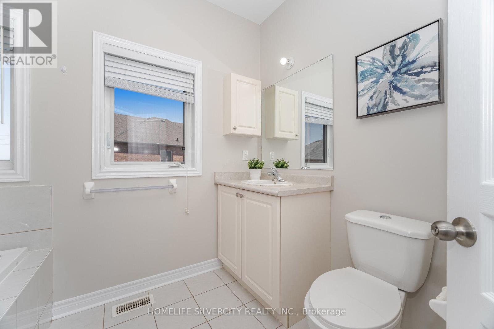 105 Aylesbury Drive, Brampton, ON - Indoor Photo Showing Bathroom