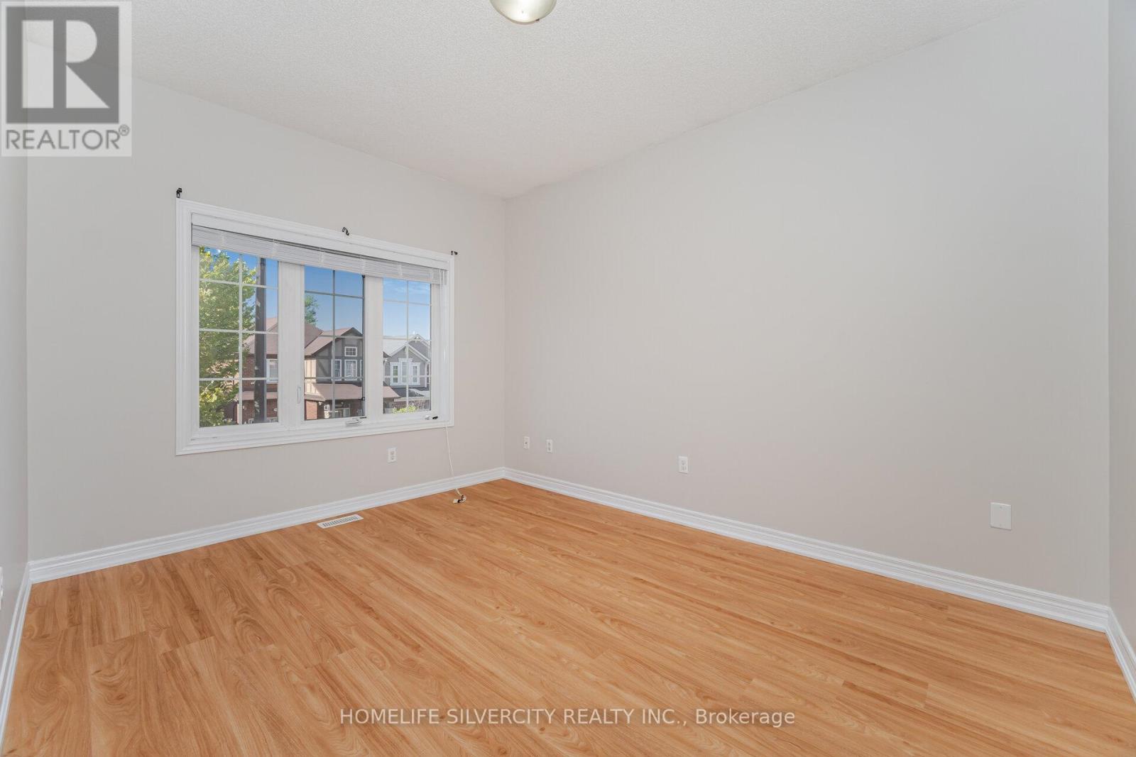 105 Aylesbury Drive, Brampton, ON - Indoor Photo Showing Other Room