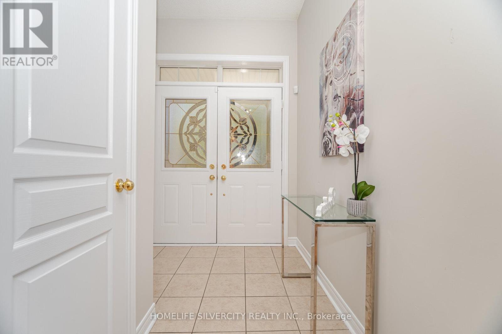 105 Aylesbury Drive, Brampton, ON - Indoor Photo Showing Other Room