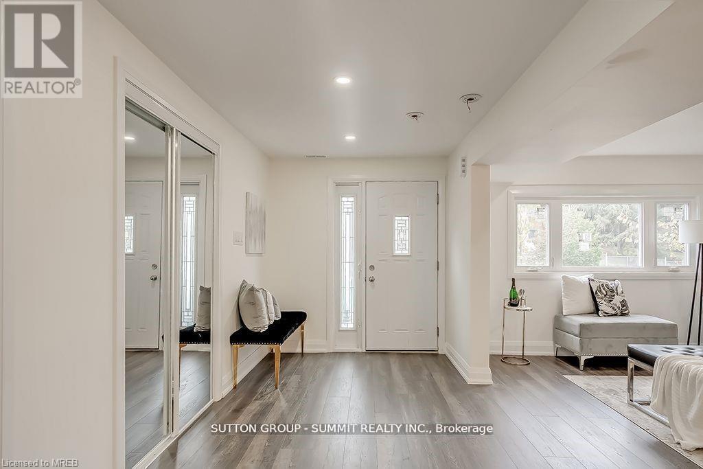 16 Upper Canada Drive, Kitchener, ON - Indoor