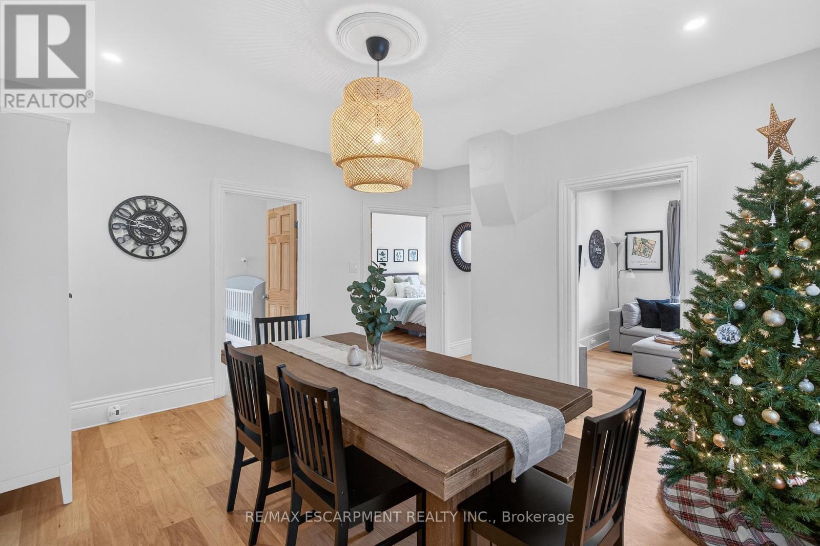 14 Lochearne Street, Hamilton, ON - Indoor Photo Showing Dining Room