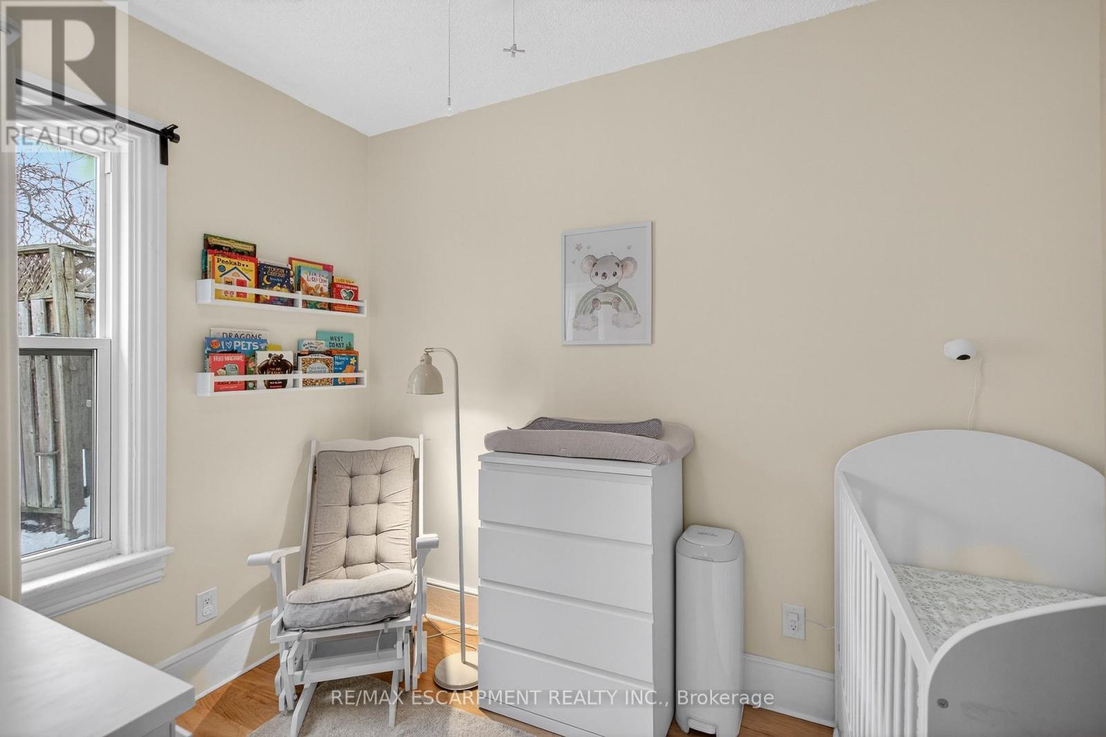 14 Lochearne Street, Hamilton, ON - Indoor