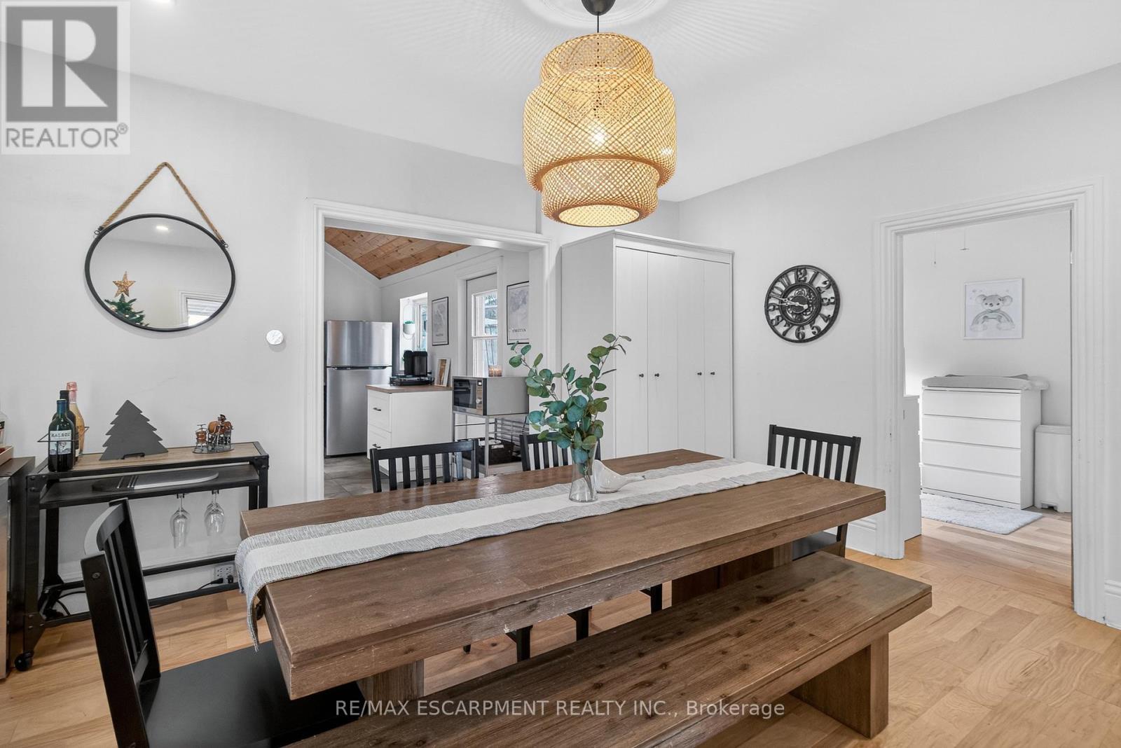 14 Lochearne Street, Hamilton, ON - Indoor Photo Showing Dining Room