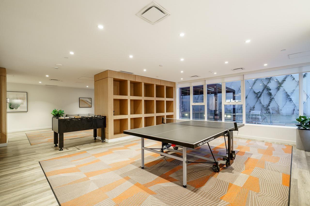 1607 13615 Fraser Highway, Surrey, BC - Indoor Photo Showing Other Room