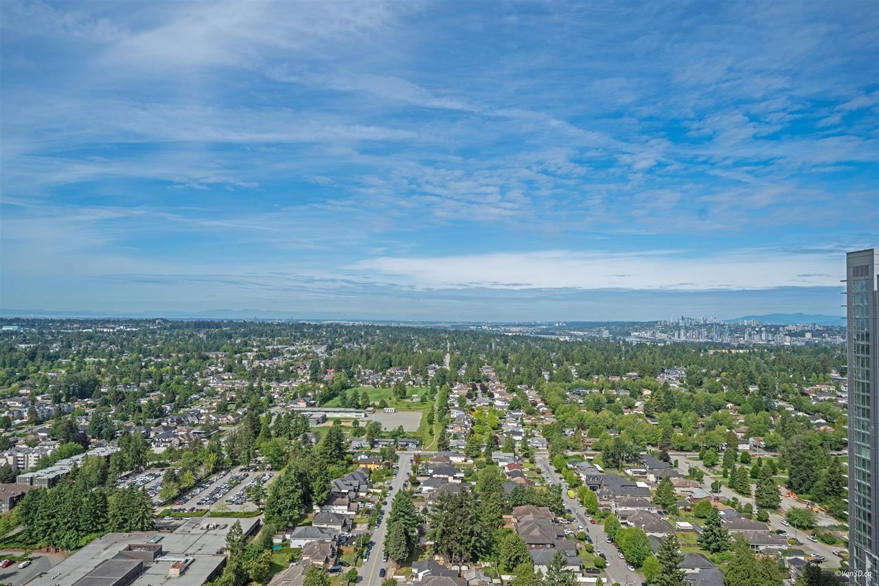 1607 13615 Fraser Highway, Surrey, BC - Outdoor With View