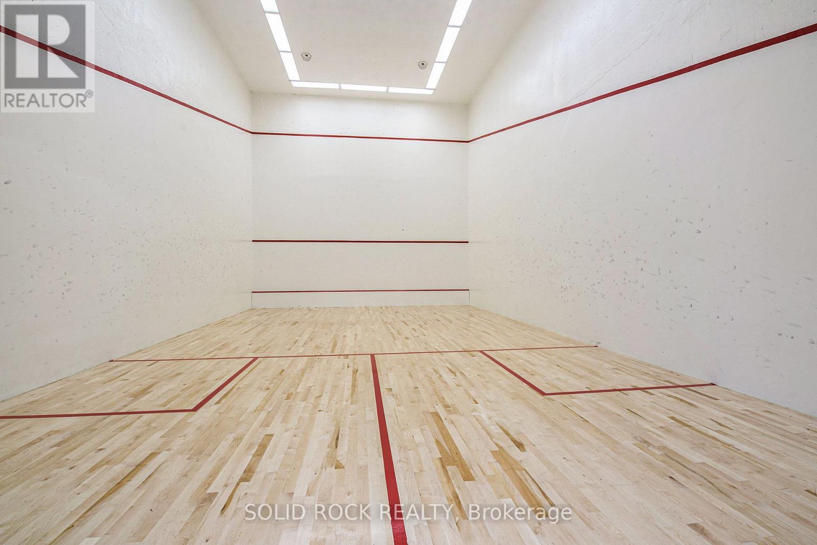 Squash Court - 108 - 2871 Richmond Road, Ottawa, ON - Indoor Photo Showing Other Room