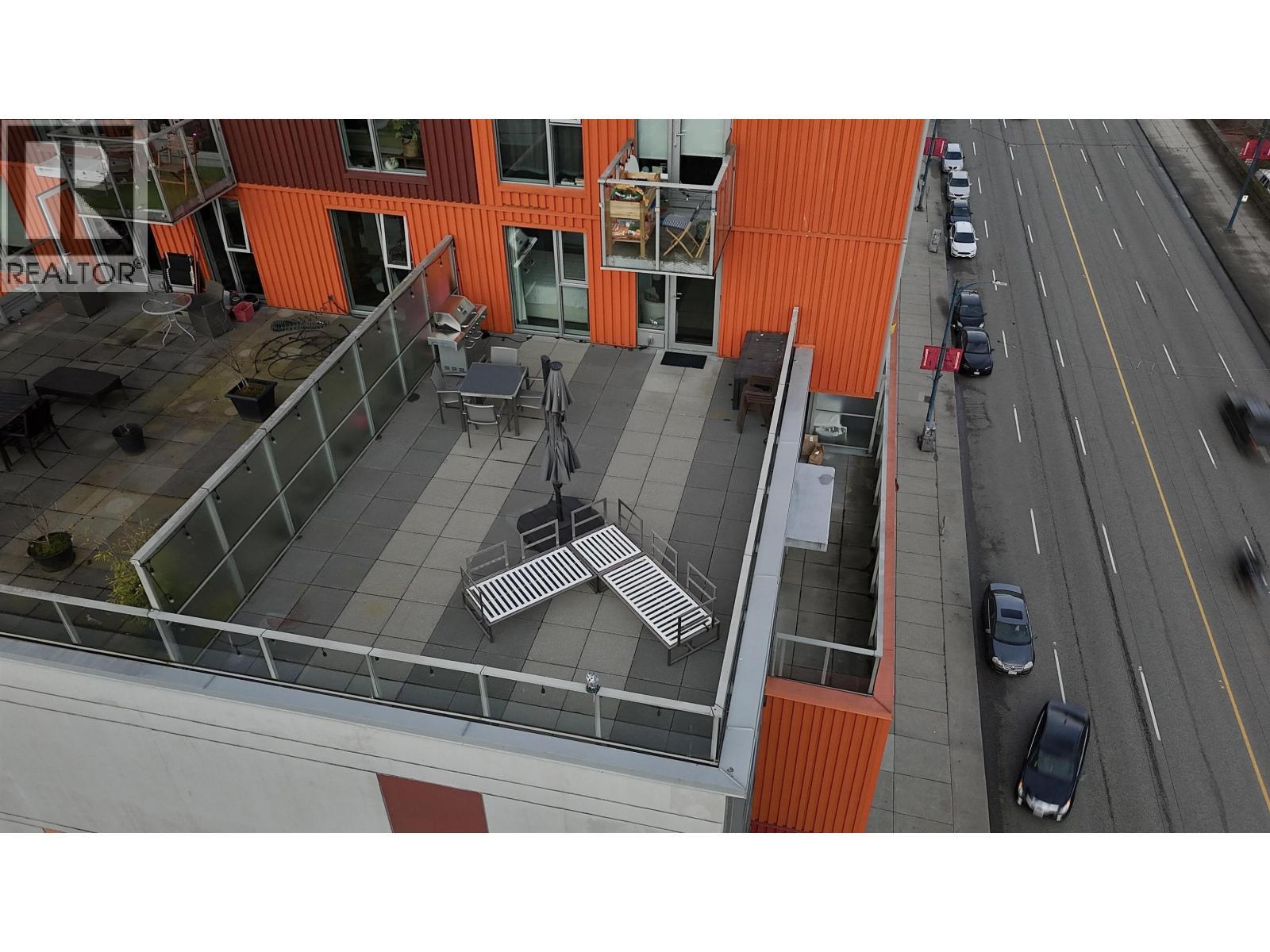 808 933 E Hastings Street, Vancouver, BC - Outdoor With Exterior