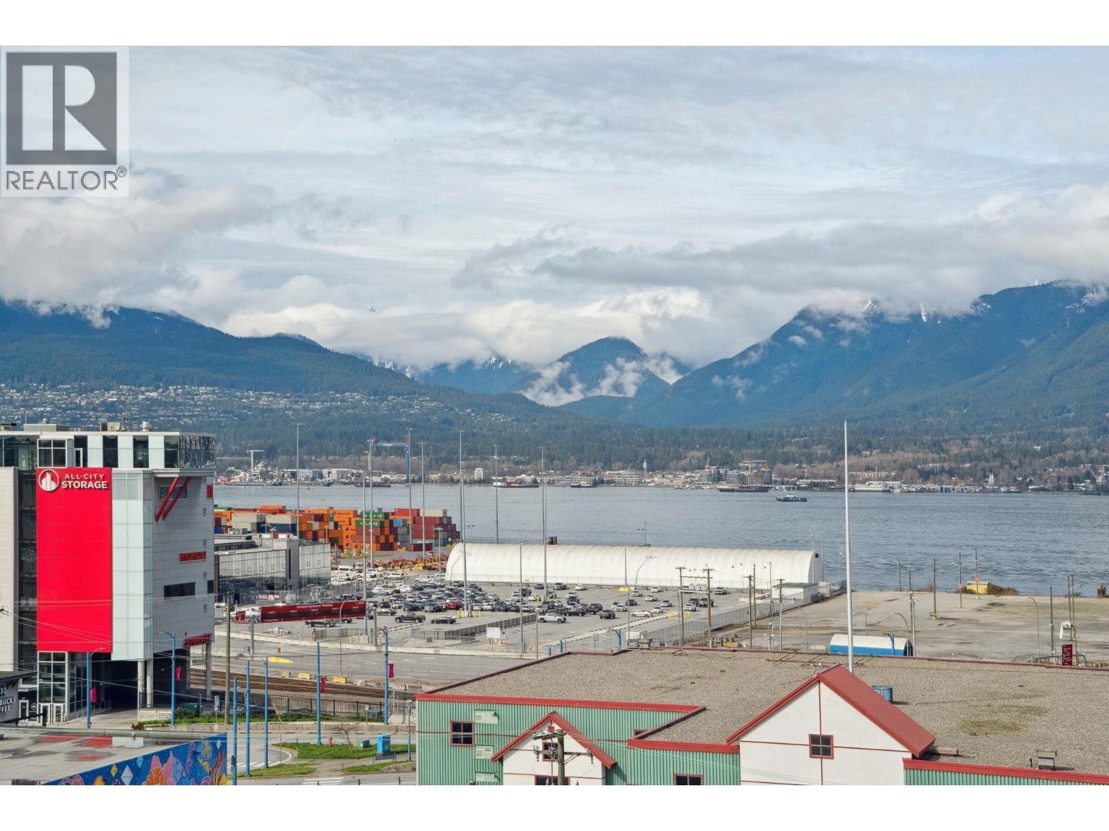 808 933 E Hastings Street, Vancouver, BC - Outdoor With Body Of Water With View