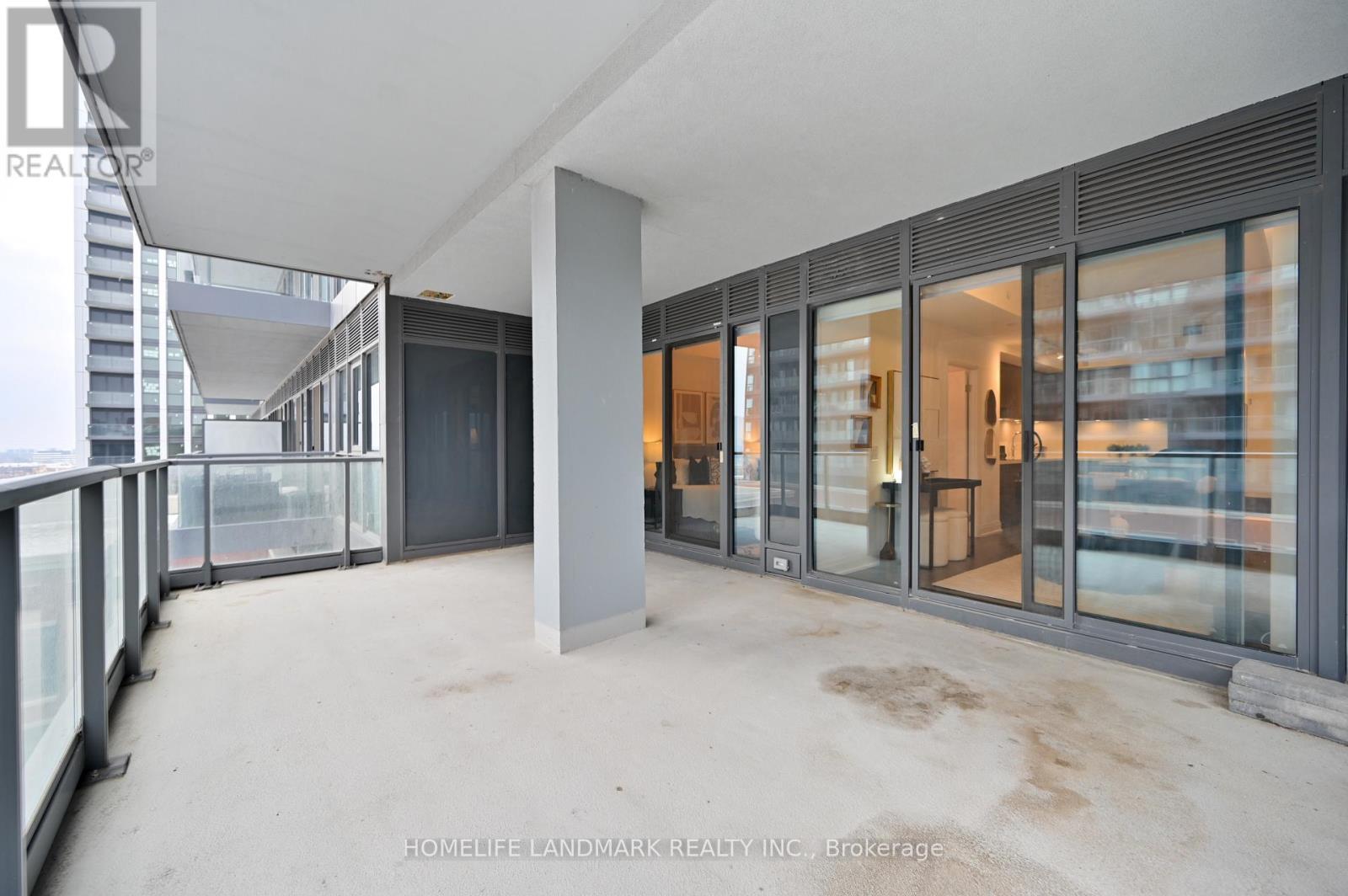 814 - 33 Frederick Todd Way, Toronto, ON - Outdoor With Balcony With Exterior