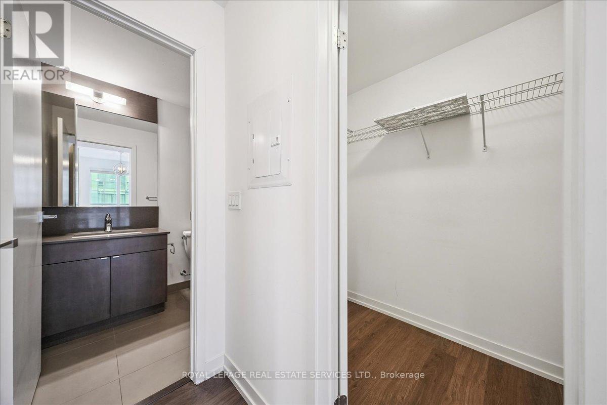 2807 - 89 Dunfield Avenue, Toronto, ON - Indoor Photo Showing Other Room