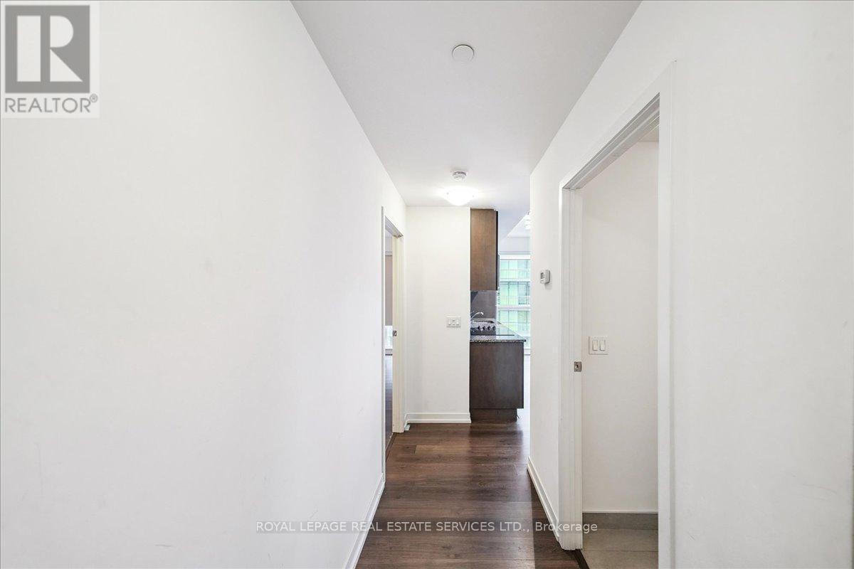 2807 - 89 Dunfield Avenue, Toronto, ON - Indoor Photo Showing Other Room