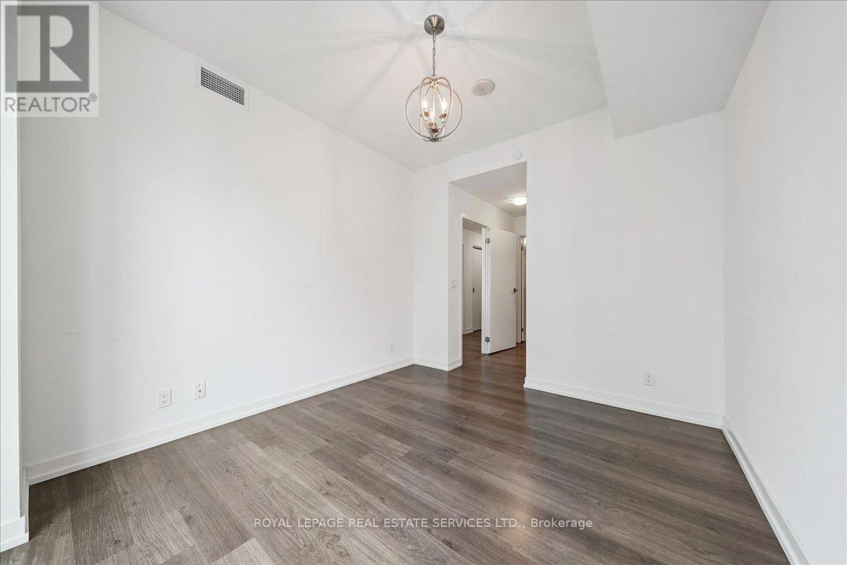 2807 - 89 Dunfield Avenue, Toronto, ON - Indoor Photo Showing Other Room