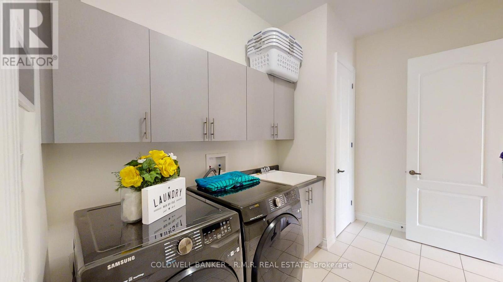 61-19 Forestgreen Drive, Uxbridge, ON - Indoor Photo Showing Laundry Room