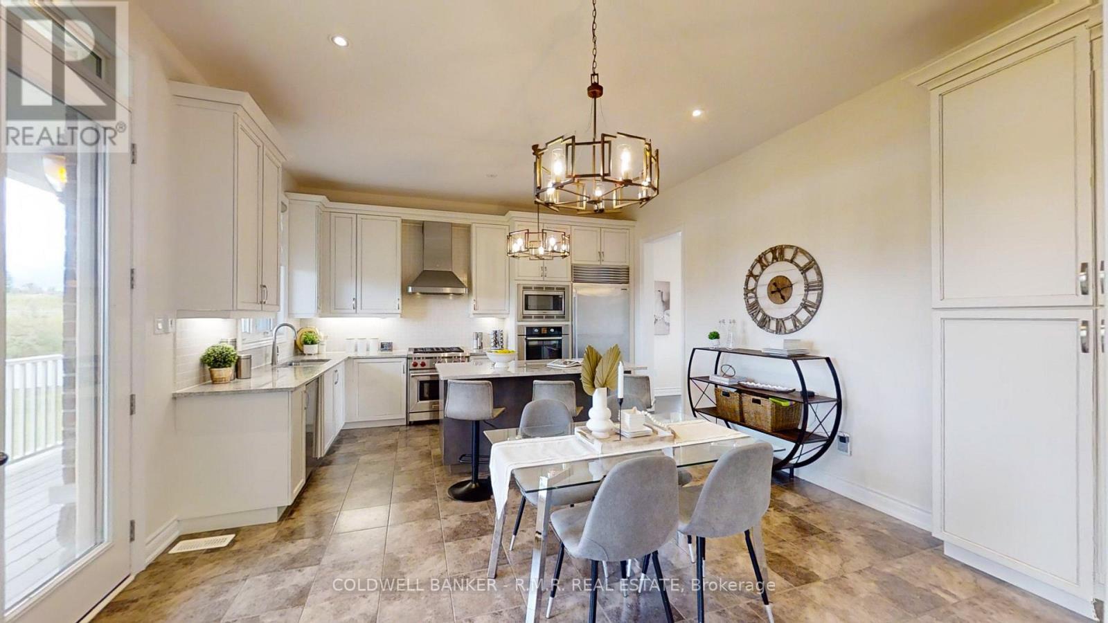 61-19 Forestgreen Drive, Uxbridge, ON - Indoor Photo Showing Other Room