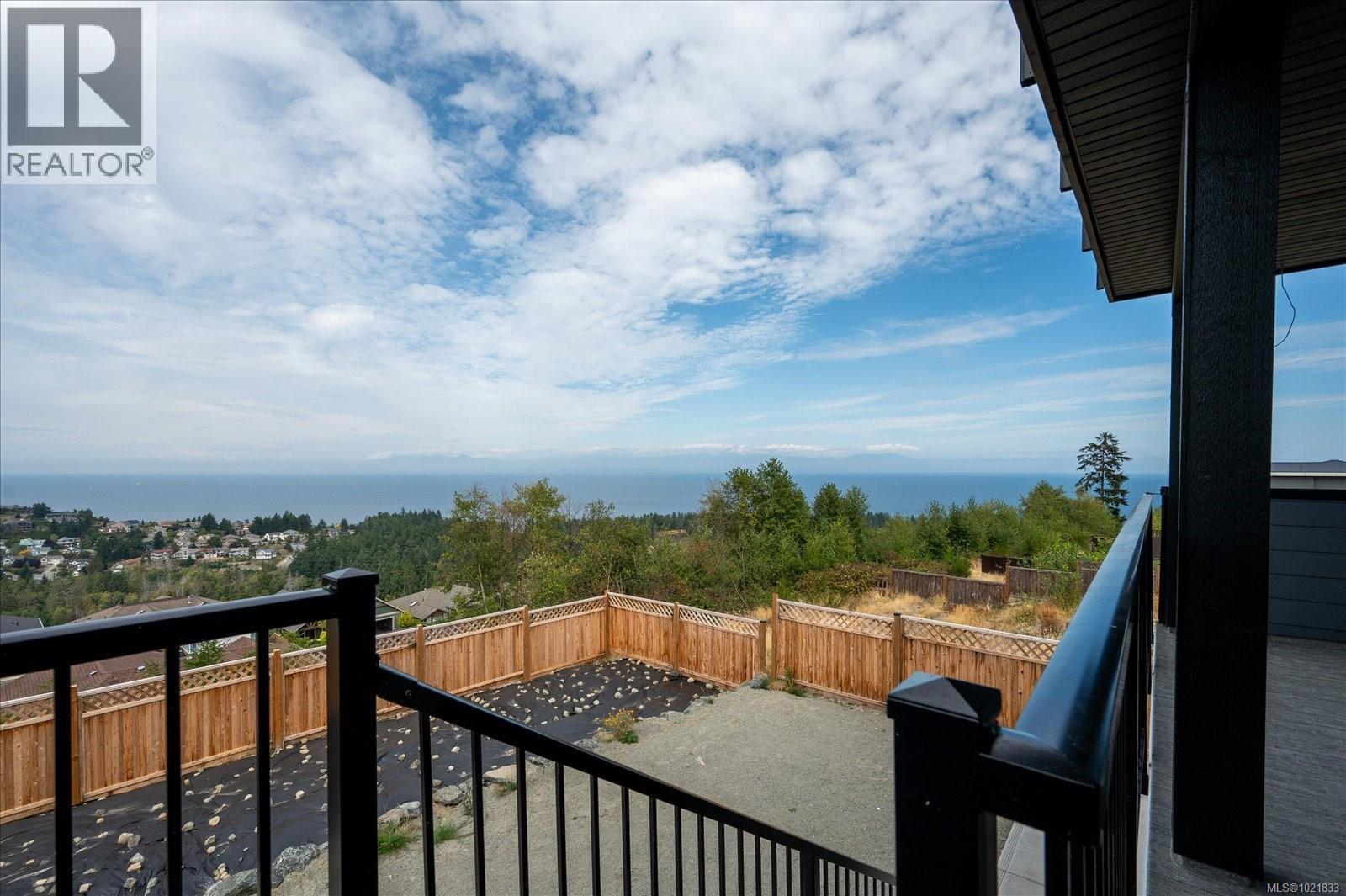 Balcony with a water view - 4680 Ambience Dr, Nanaimo, BC - Outdoor With View