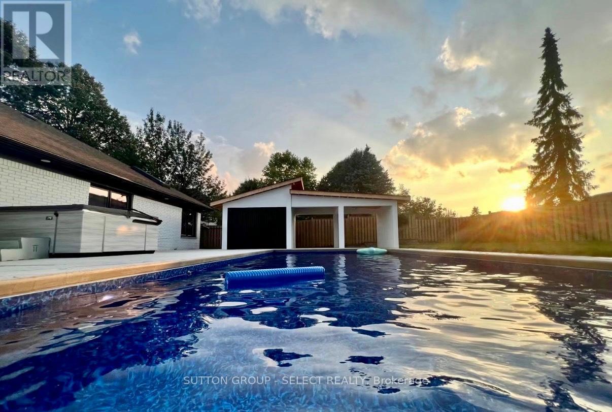 288 Windermere Court W, London North (North A), ON - Outdoor