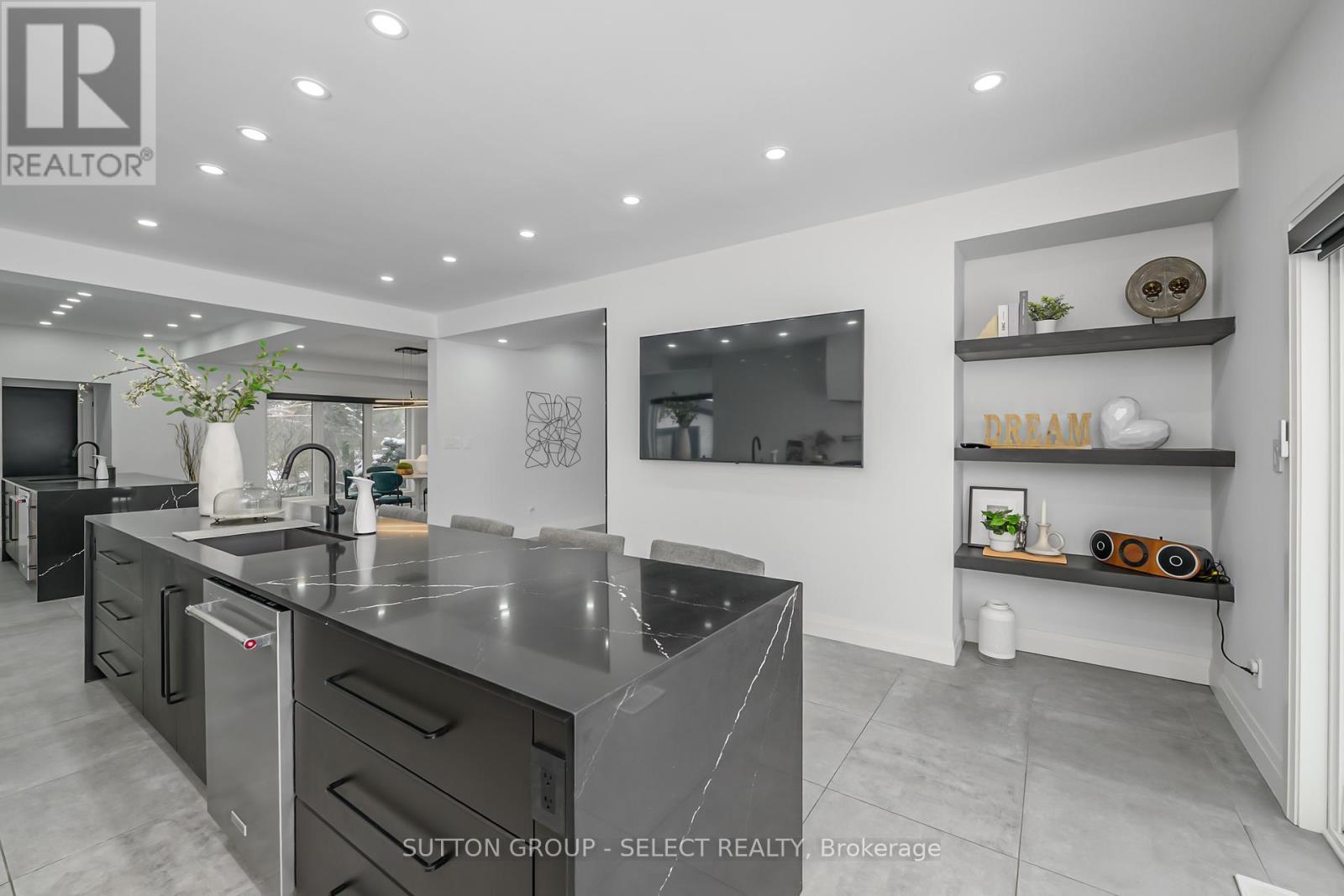 288 Windermere Court W, London North (North A), ON - Indoor Photo Showing Kitchen