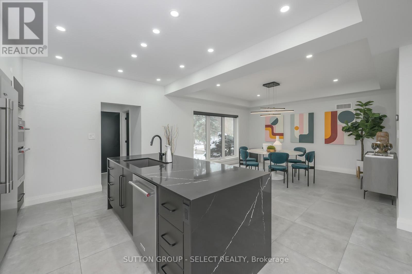 288 Windermere Court W, London North (North A), ON - Indoor