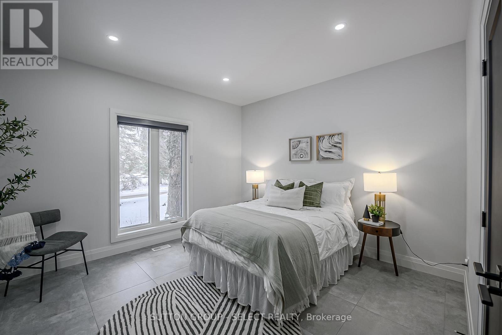 288 Windermere Court W, London North (North A), ON - Indoor Photo Showing Bedroom