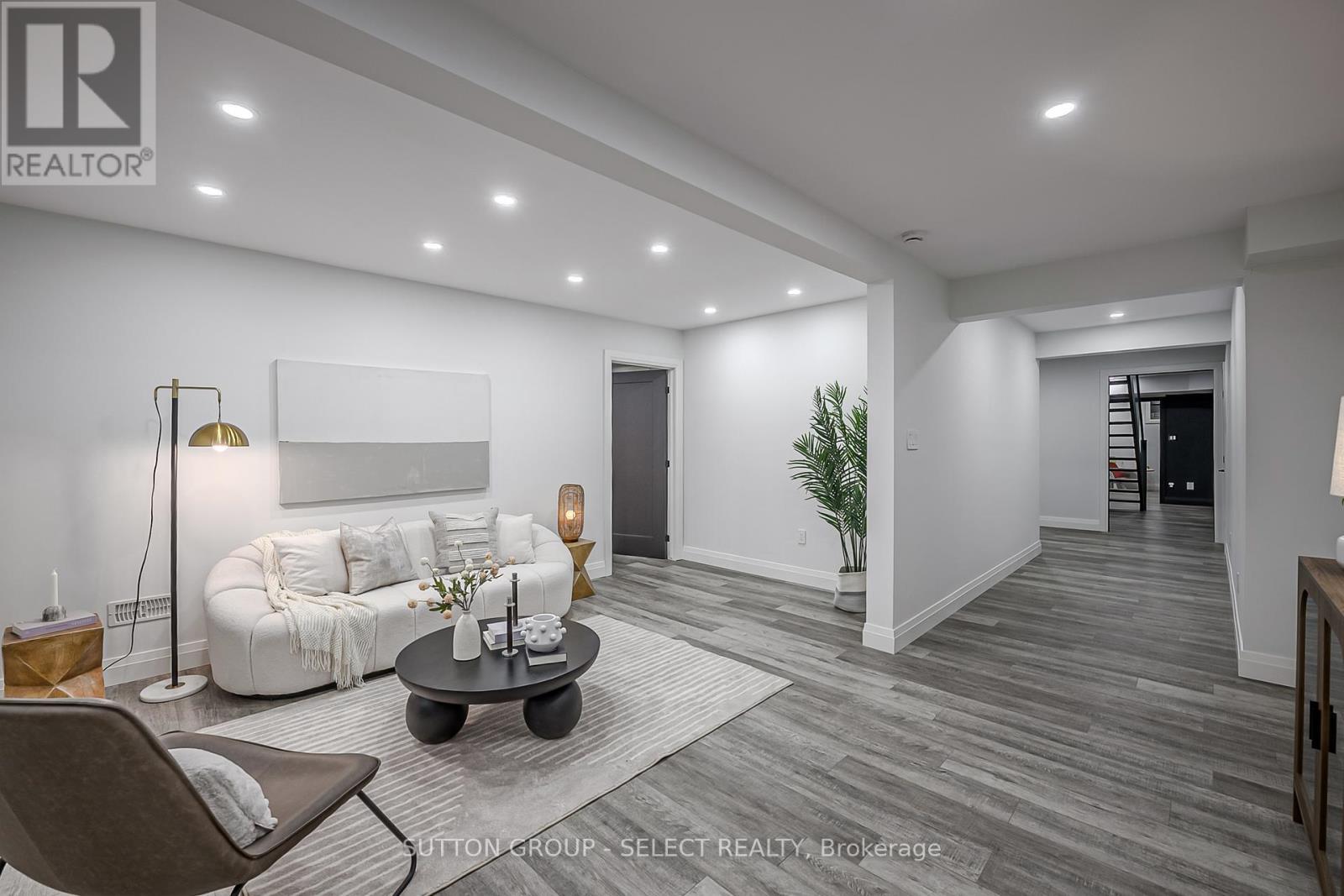 288 Windermere Court W, London North (North A), ON - Indoor