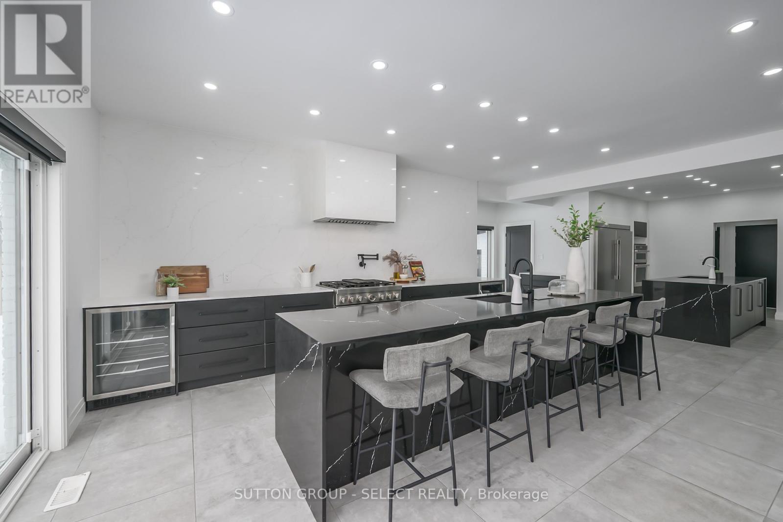 288 Windermere Court W, London North (North A), ON - Indoor