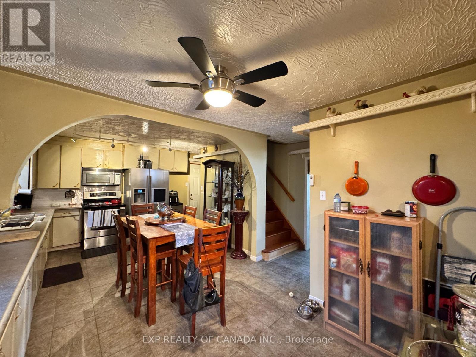 108 Toke Street, Timmins (Tne - Hill District), ON - Indoor