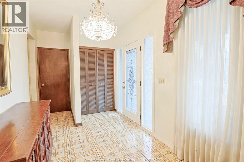 3190 Mulberry Court, Windsor, ON - Indoor Photo Showing Other Room